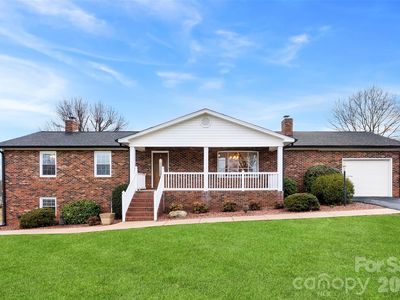 1118 Lake Houser Rd, Mooresboro, NC, 28114