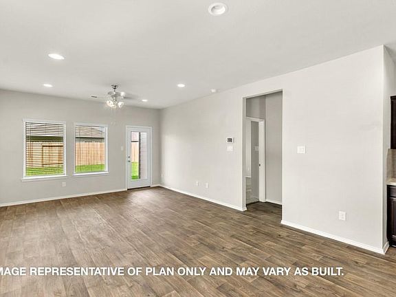 5th image of 14785 Hazel Branch Dr