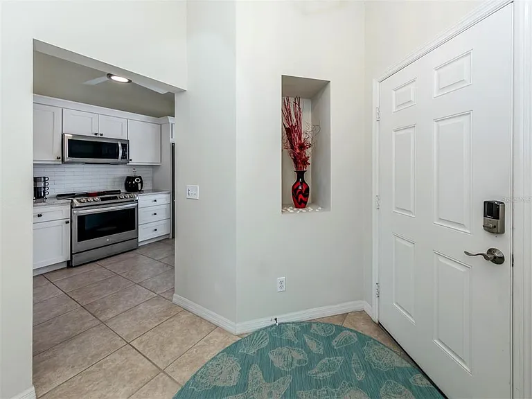 901 Addington Ct #203 — Photo 6