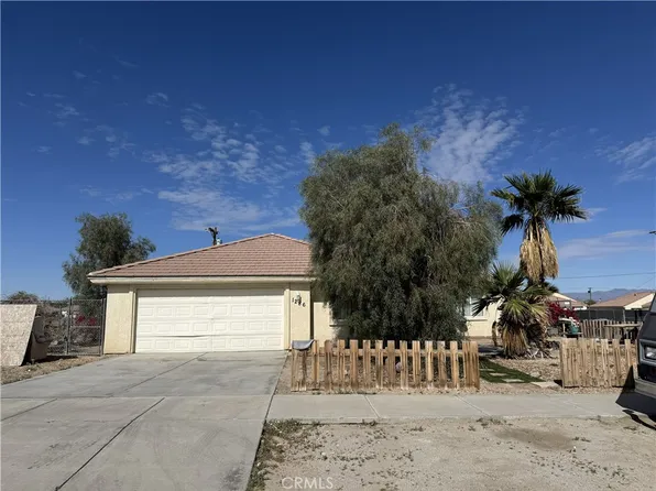 1286 Arctic Ave, Thermal, CA 92274