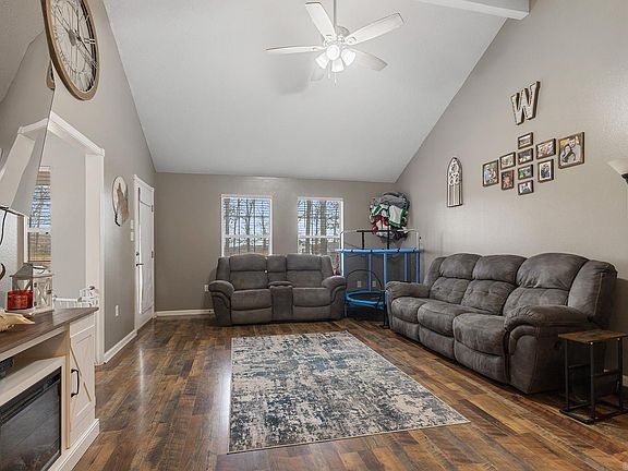 3rd image of 7 Raccoon Trl