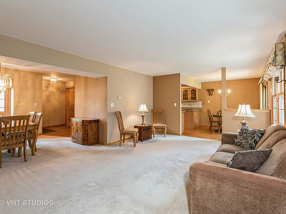 3rd image of 9003 Newcastle Ct