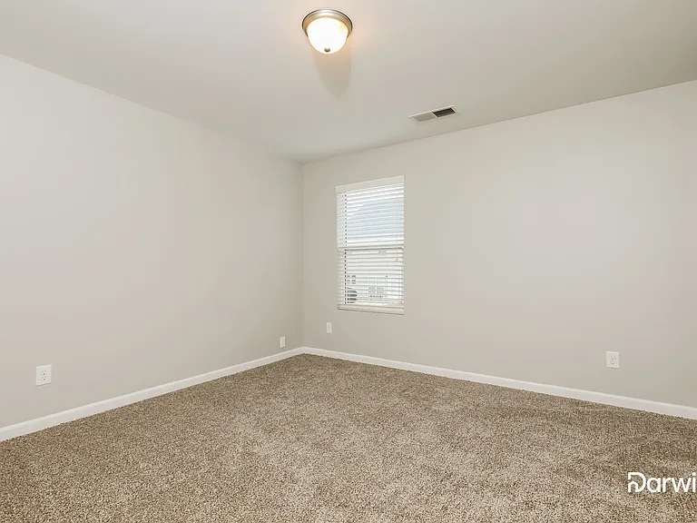 358 Lamont Ln — Photo 16