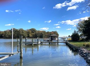 5931 Flood Ave, Deale, MD 20751