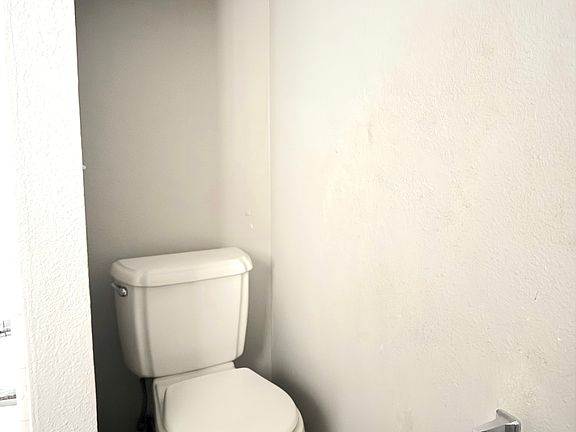 2nd image of 1203 Wakefield Dr #1203