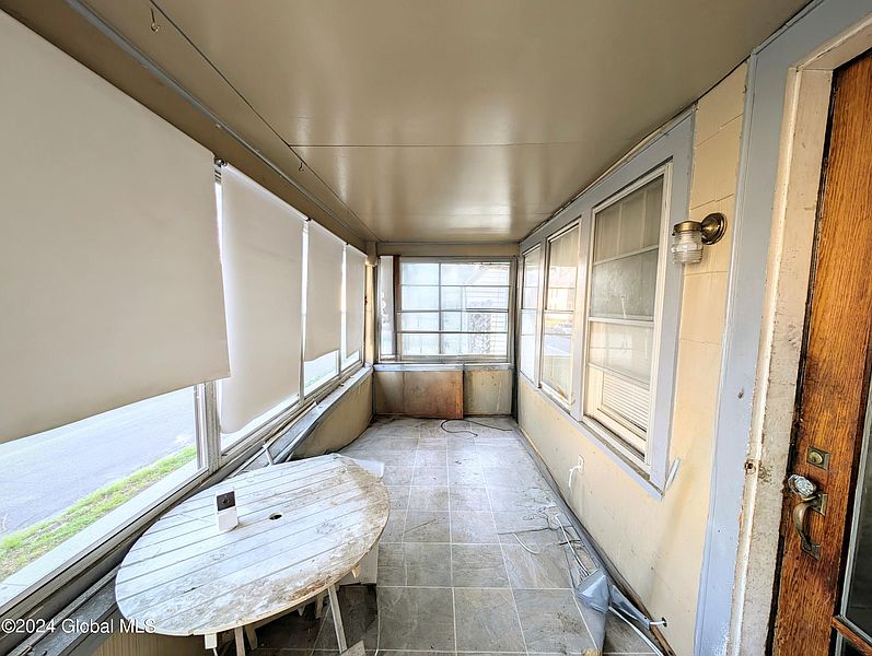 3rd image of 867 Main Avenue