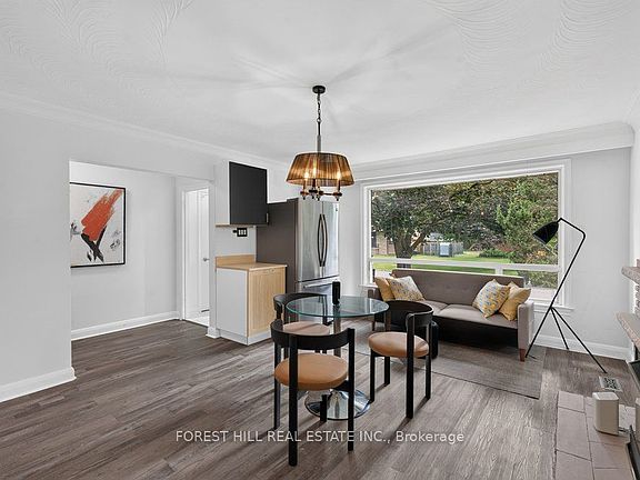 3rd image of 36 Fleetwell Ct