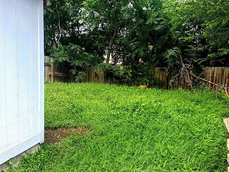 9608 Carson Creek Blvd #B — Photo 17