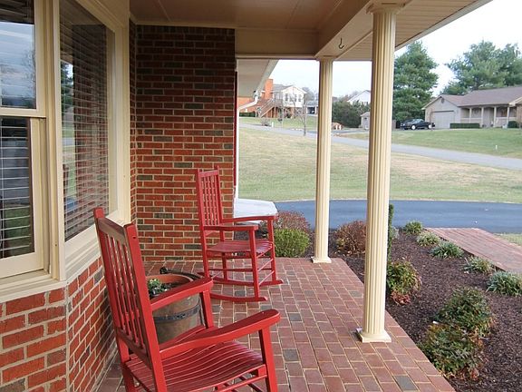 4th image of 3908 Horsepen Mountain Dr