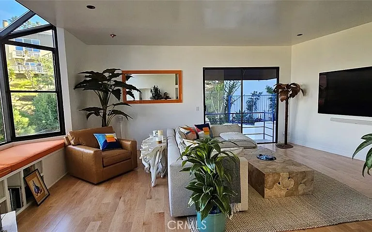 8109 Sinaloa Rd — Photo 16
