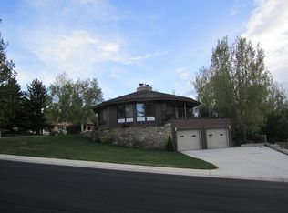 2043 Carson St, Rock Springs, WY 82901