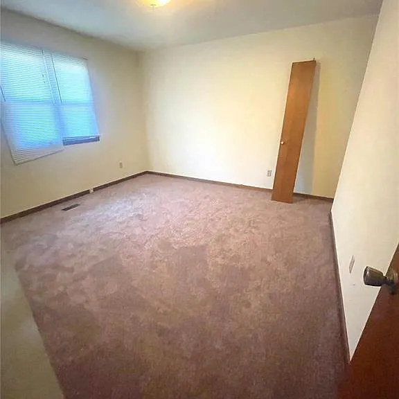 301 Brian Dr — Photo 14