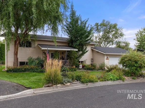 3509 7th St E, Lewiston, ID 83501