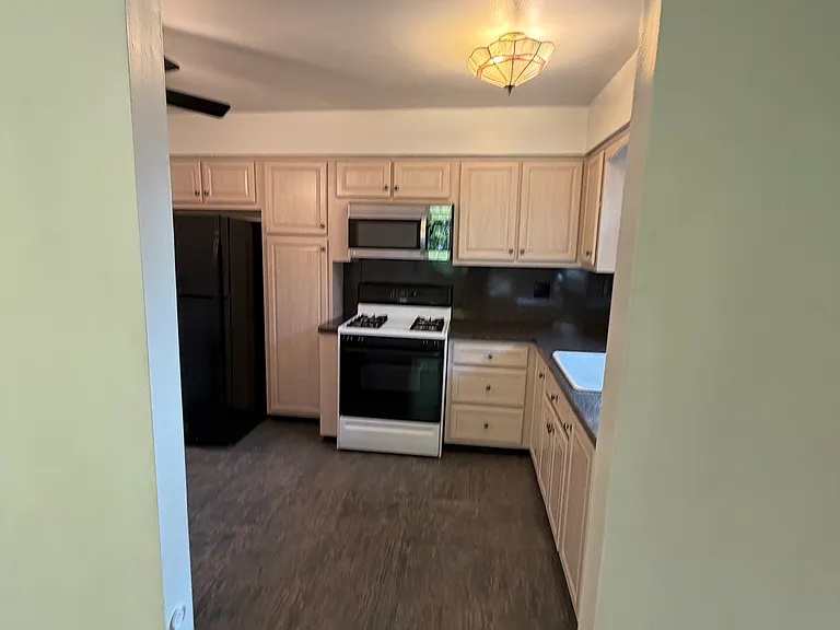 32 N Rhett Ave #2 — Photo 7