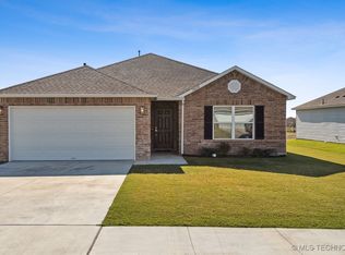 14618 E 39th St S, Tulsa, OK 74134