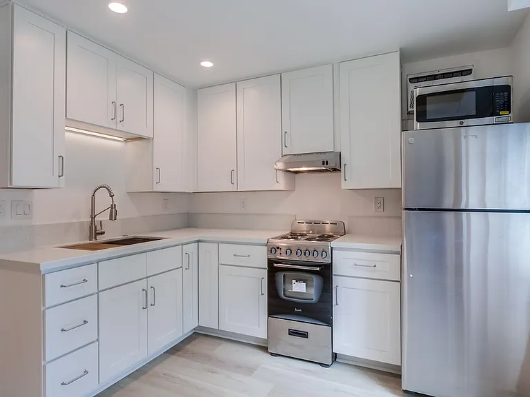 8046 Lemon Ave #2 — Photo 10