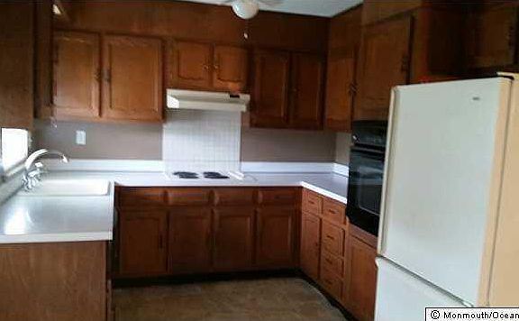 3rd image of 958 Aberdeen Dr
