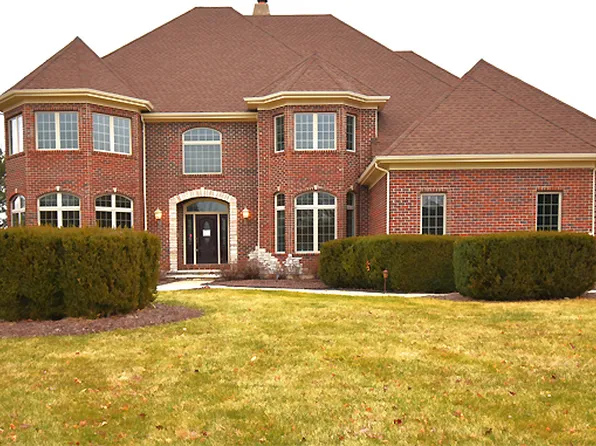 24724 Royal Lytham Dr, Naperville, IL 60564