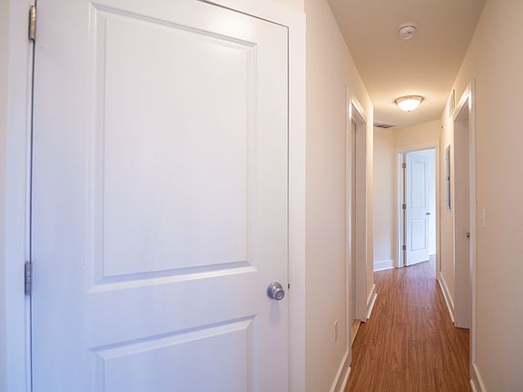 2nd image of 3842 Lancaster Ave APT 3