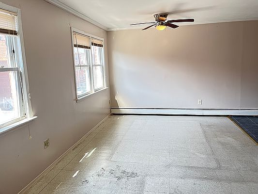 1st image of 948 E 81st St Floor 2