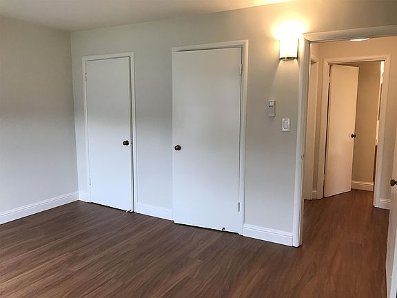 4th image of 3301 Pacific Ave APT 10