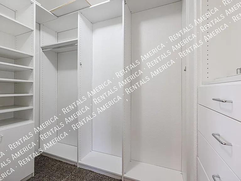33251 N Symer Dr — Photo 25