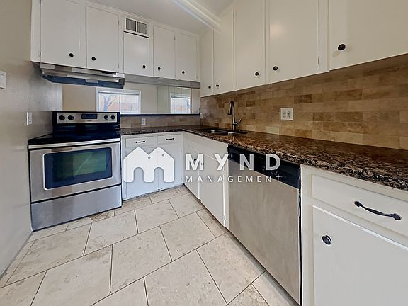 5th image of 5123 Del Monte Dr APT 10