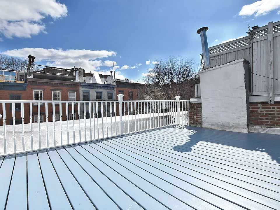 1st image of 394 Bleecker St #3