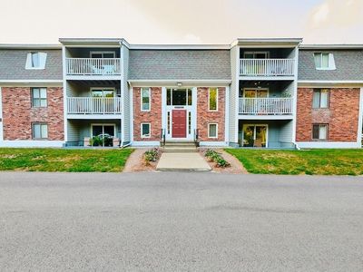 220 Bedford St APT 10E, Bridgewater, MA, 02324