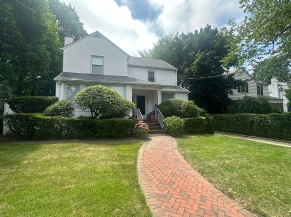 373 Northfield Rd