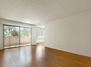 12244 Riverside Dr APT 212, Valley Village, CA 91607