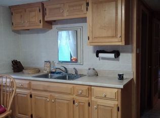 4 Greenwood Dr, North Attleboro, MA 02760