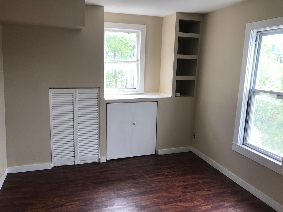 1st image of 814 High St #5
