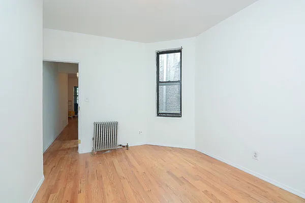 Rented by Compass | media 12