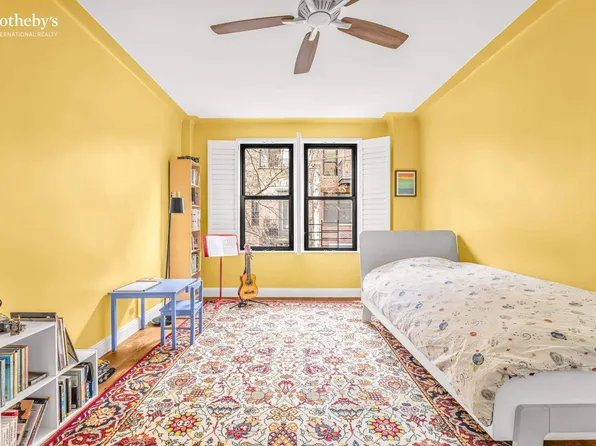 320 West 89th Street image 10 of 13