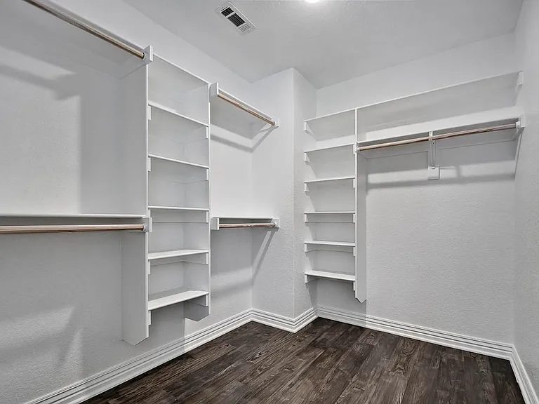 121 Carrington Ave #B — Photo 10