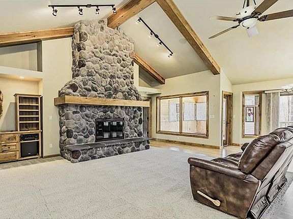 4th image of 6170 Black Walnut Way