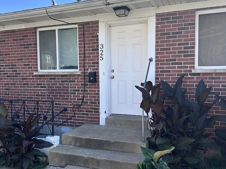 325 Soper St #325 — Photo 1