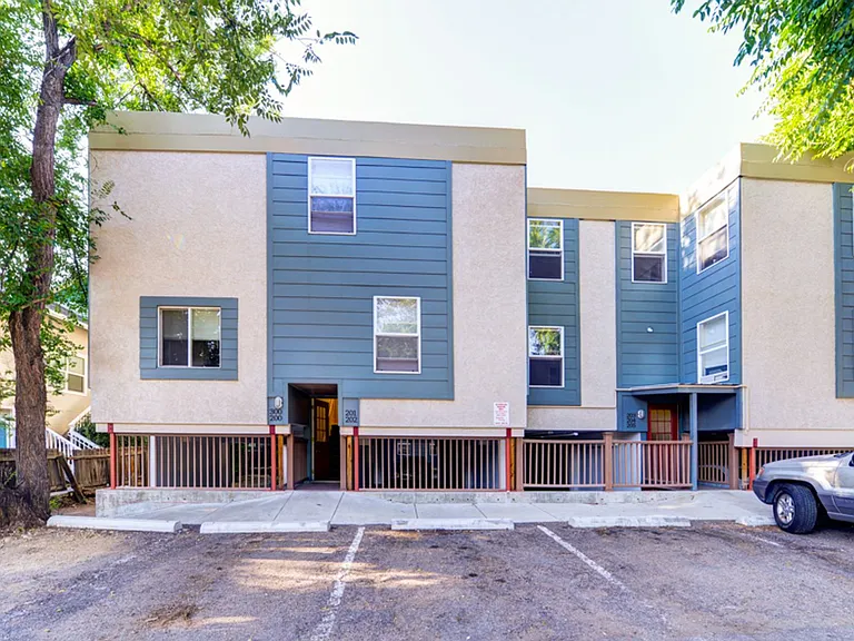 2301 Goss St. — Photo 108