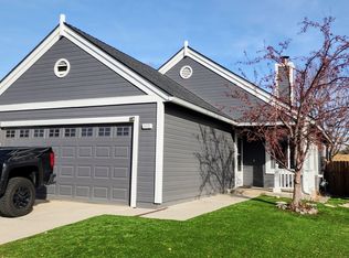 2010 Burnside Dr, Sparks, NV 89434