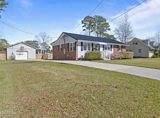 612 Decatur Rd, Jacksonville, NC 28540