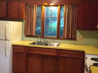 827 S Cleveland Ave APT 3, Mogadore, OH 44260