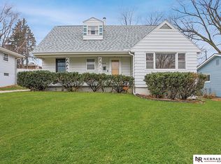 3606 S 49th St, Omaha, NE 68106
