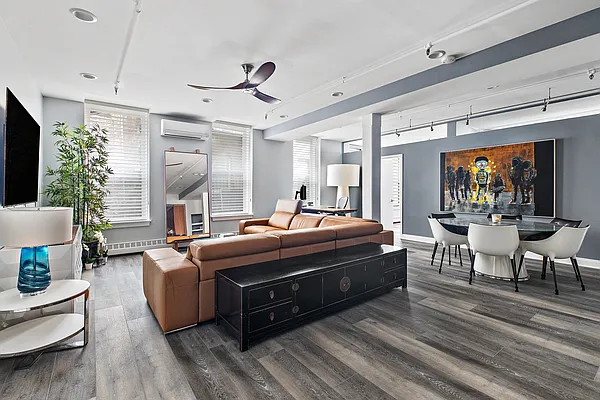 Rented by Compass | media 10