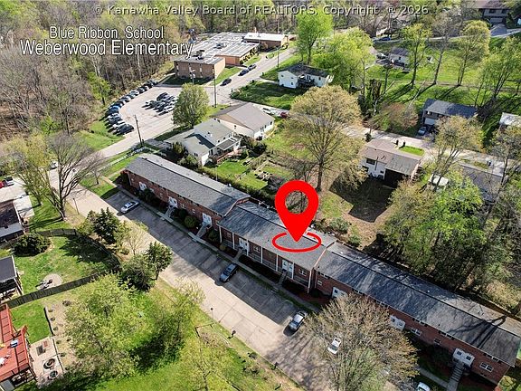 3rd image of 717 Castlegate Rd
