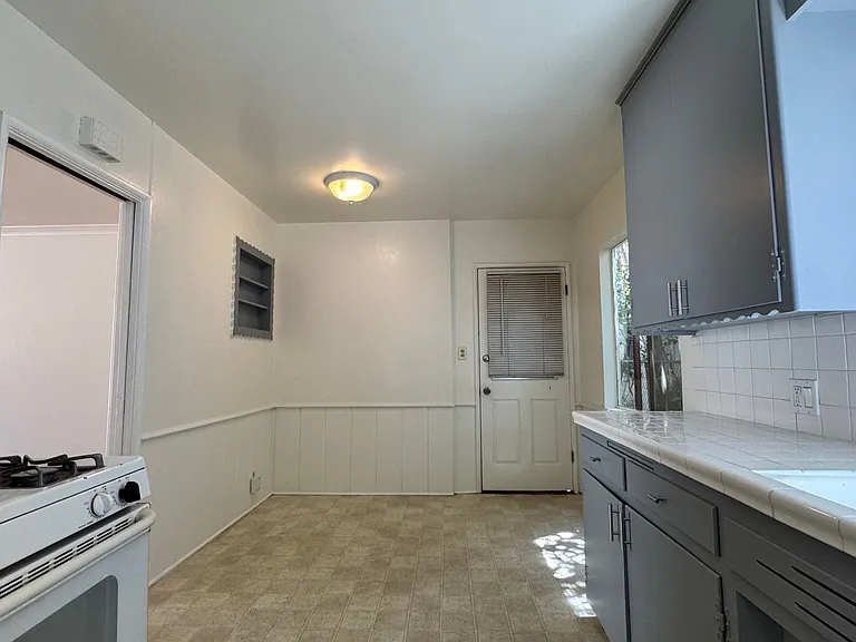 Prospect — Photo 14