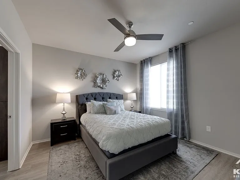 The Vue Luxury Apartments — Photo 15