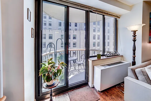 Rented by Mayell LLC | media 10