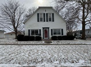 207 W Marion St, Sigourney, IA 52591
