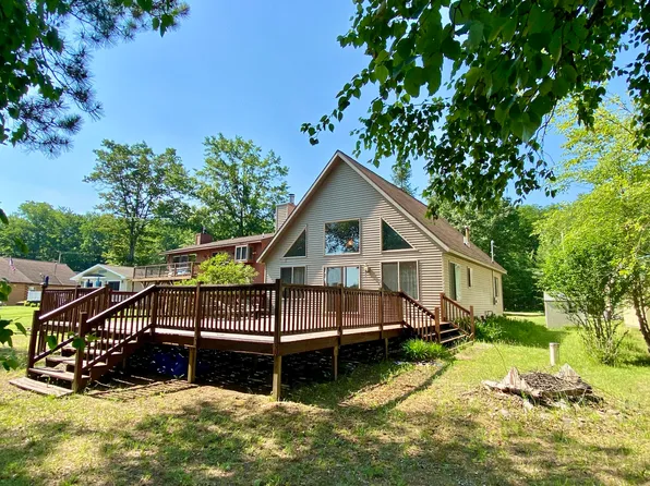 2184 Lake James Dr, Prudenville, MI 48651